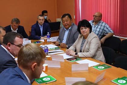 Кузьма Алдаров и Ольга Носенко приняли участие в заседании Правления Палаты муниципальных районов АМО